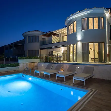 Aria فاسيليكي