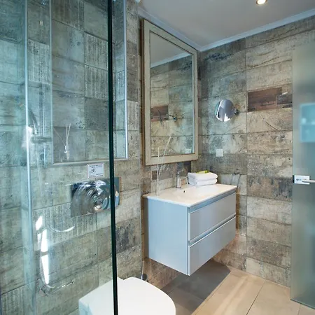 Aria فيلة فاسيليكي