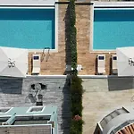 Aria Villa *